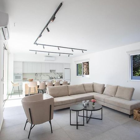 Kube Luxury Villas Ayia Napa Esterno foto