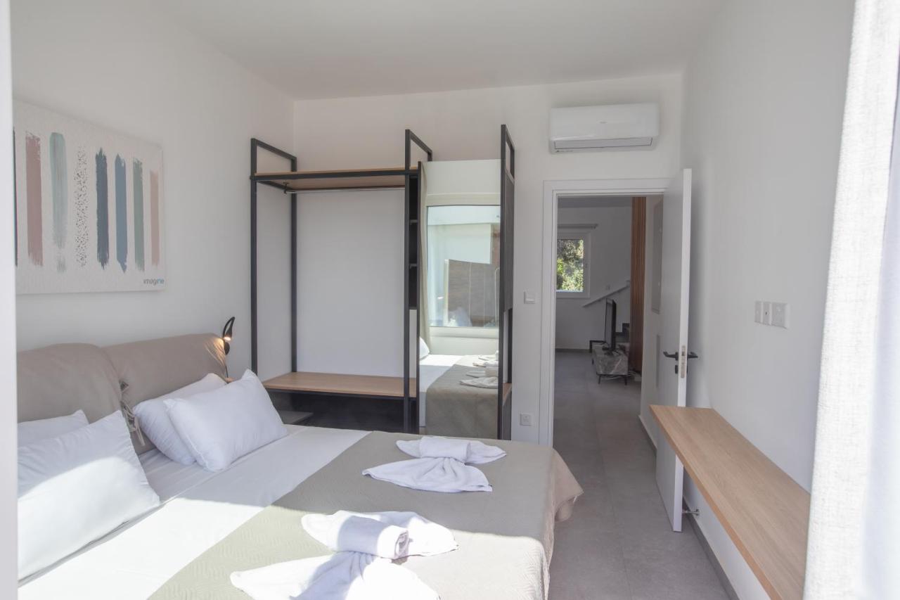 Kube Luxury Villas Ayia Napa Esterno foto