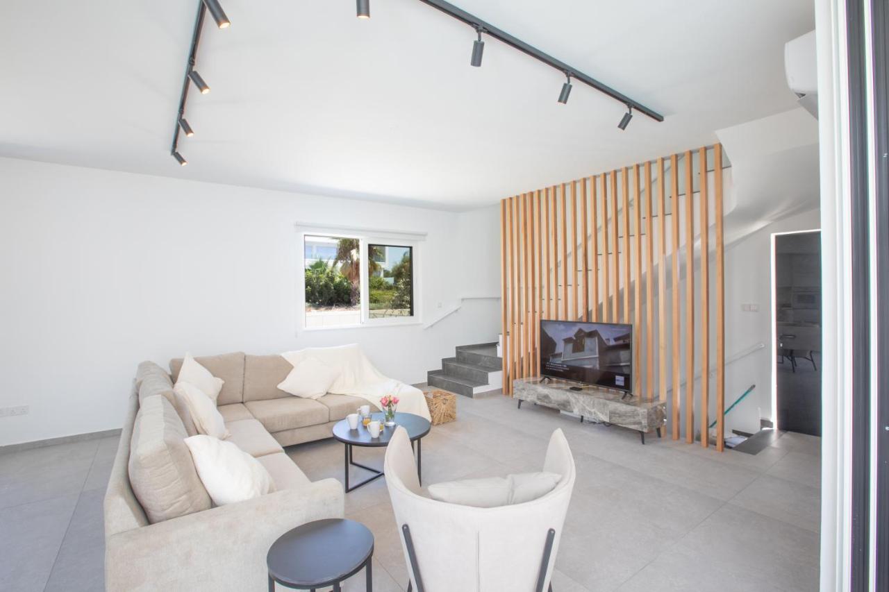 Kube Luxury Villas Ayia Napa Esterno foto