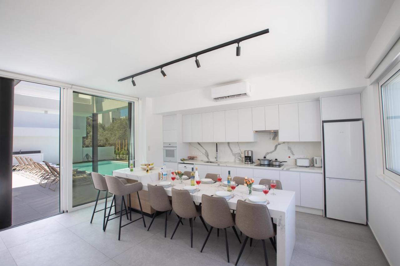 Kube Luxury Villas Ayia Napa Esterno foto