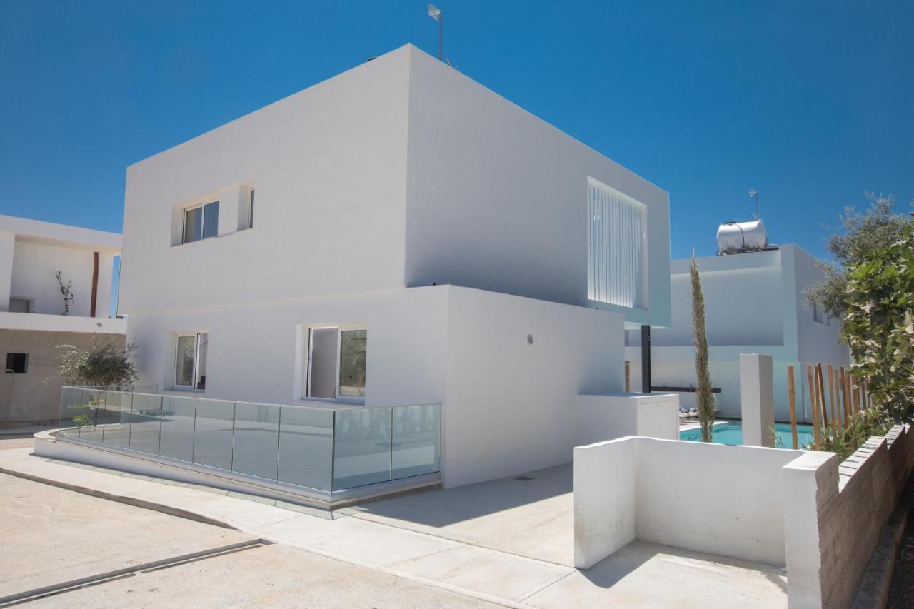 Kube Luxury Villas Ayia Napa Esterno foto